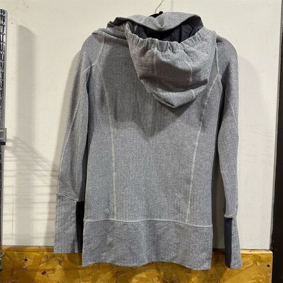 Lululemon Women's Stride Jacket Size 6 Gray Herringbone Hooded Zip-Up - Picture 4 of 6
